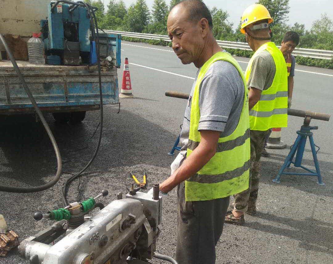 ����ʩ����